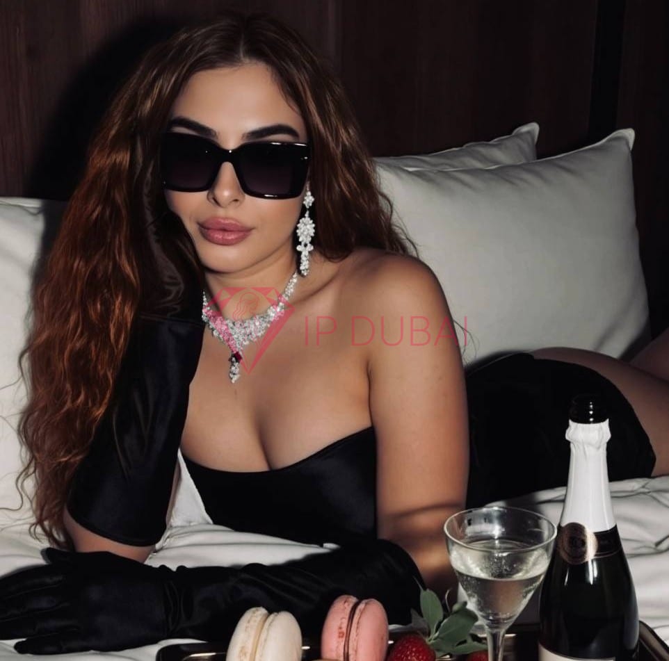 Zilola, 31, Turkmen, in DIFC, Dubai, from AED 1,000 an hour, speaks Russian and English — photo 4 of 10