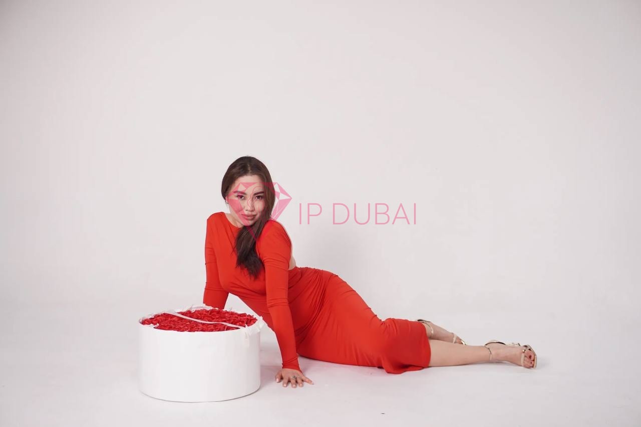 Inkar, 25, Kazakh, in Discovery Gardens, Dubai, from AED 800 an hour, speaks Russian and English — photo 5 of 10
