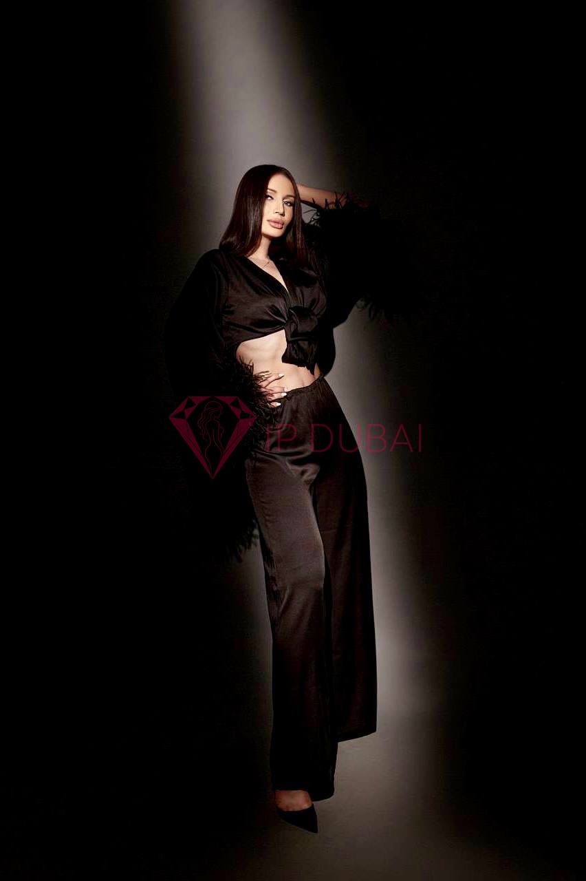 Diana, 28, European, in Dibba, Fujairah, from AED 2,250 an hour, speaks English and Russian — photo 4 of 6