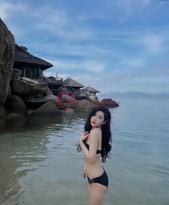 Lian, 27, Asian, in Discovery Gardens, Dubai, from AED 3,100 an hour, speaks English and Indonesian — photo 3 of 9