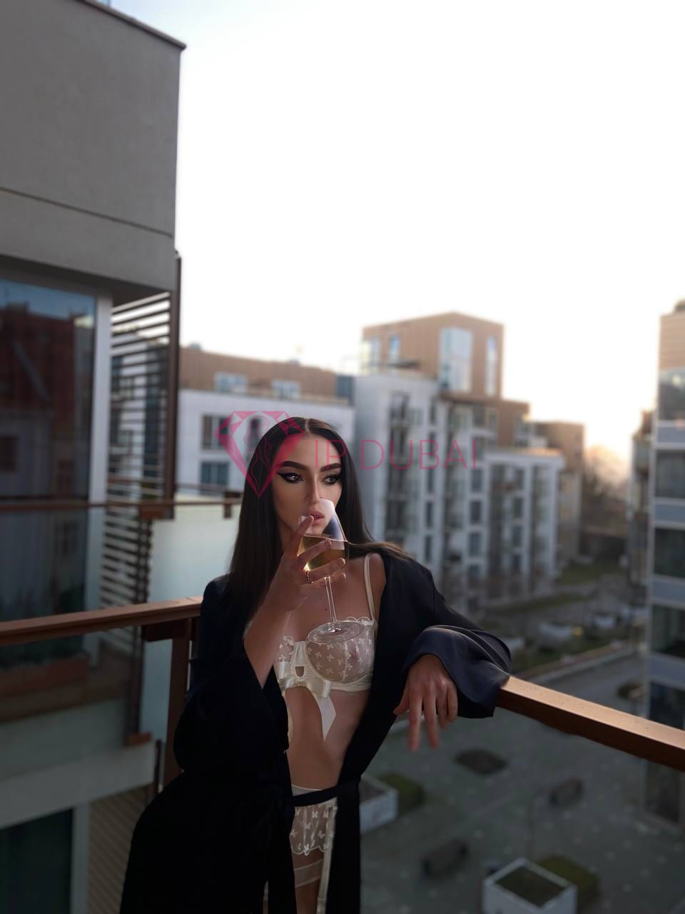 Yana, 24, European, in Silicon Oasis, Dubai, from AED 2,000 an hour, speaks English — photo 3 of 4