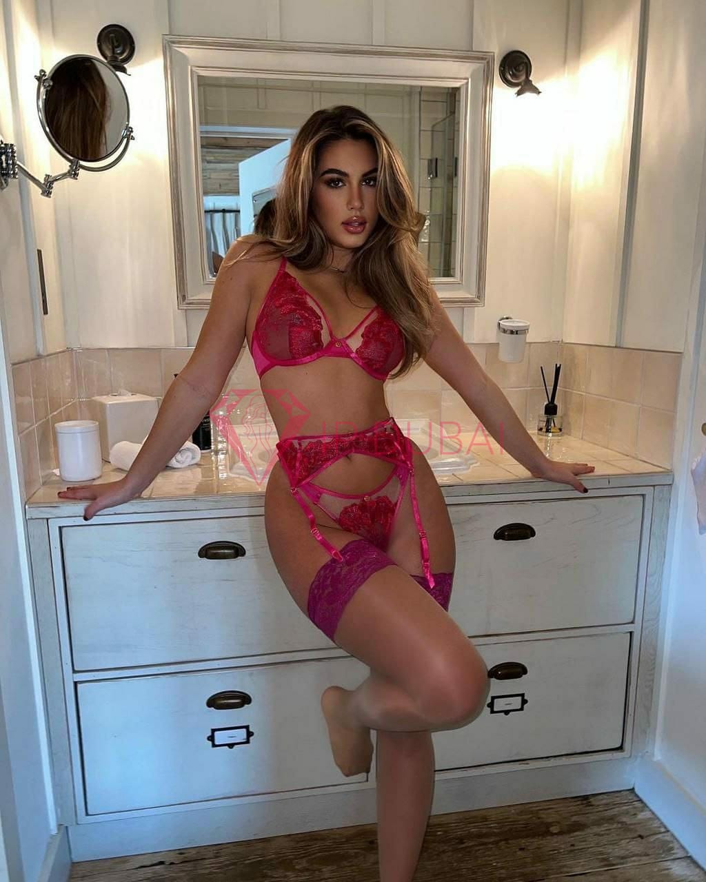 Elise, 25, in JBR, Dubai, from AED 1,150 an hour, speaks Russian and English, 173 cm — photo 4 of 5