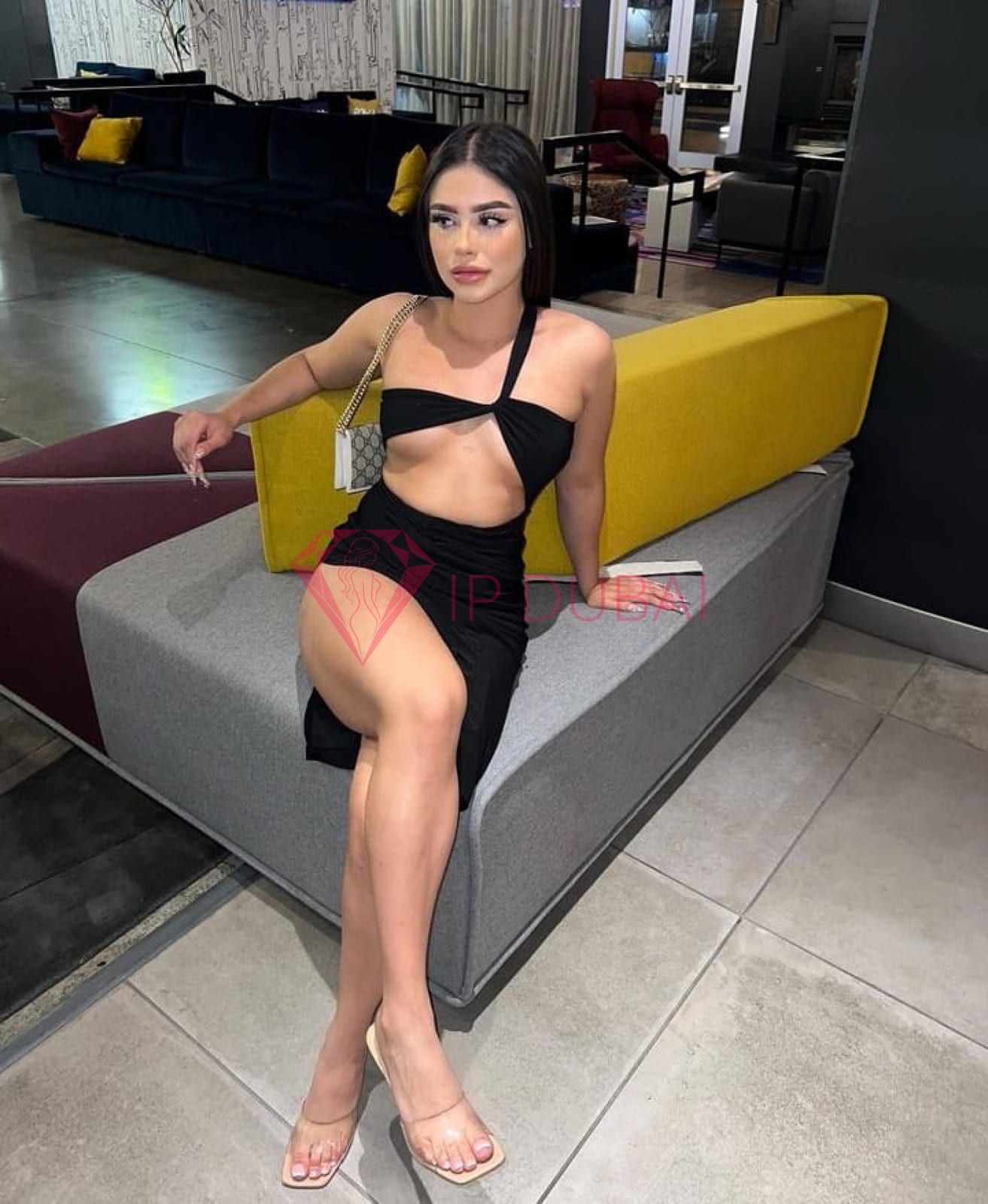 Sylvie, 24, in Karama, Dubai, from AED 1,850 an hour, speaks English and German, 165 cm — photo 3 of 4