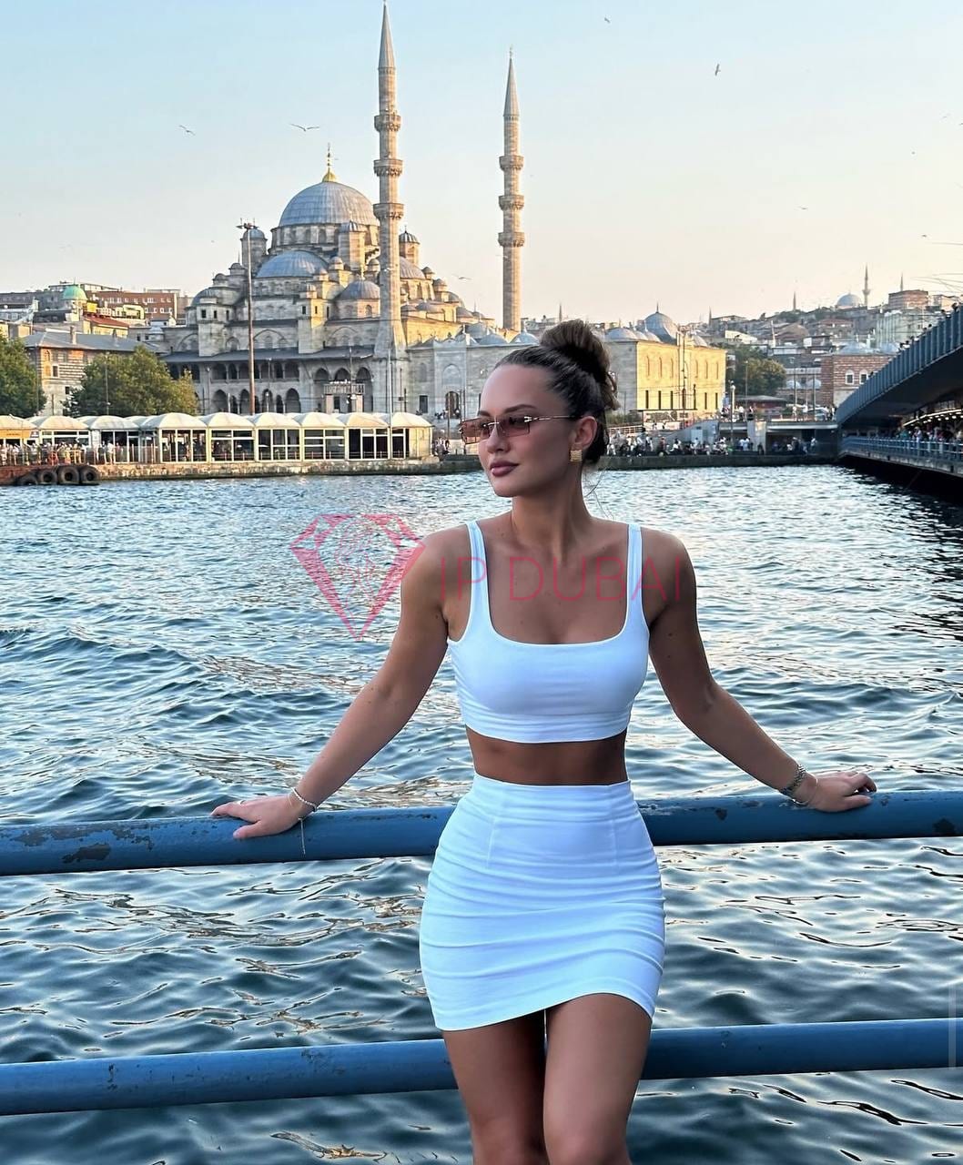 Simone, 33, in Dibba, Fujairah, from AED 2,350 an hour, speaks English, 168 cm — photo 8 of 9