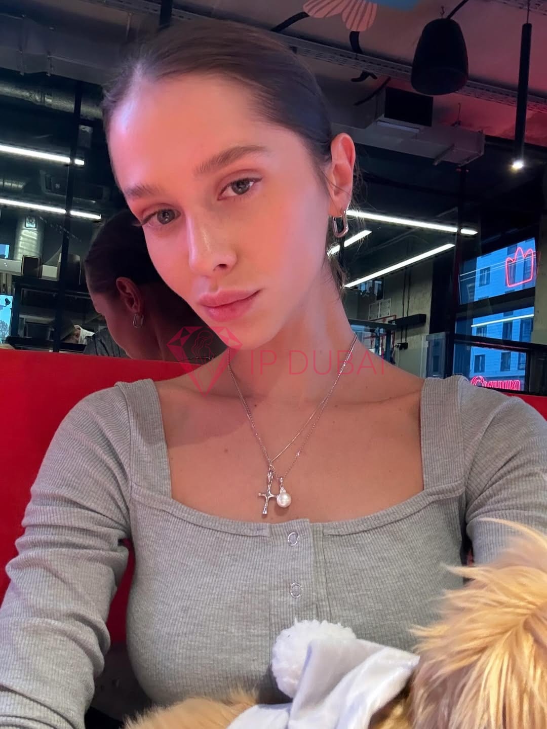 Emma, 21, European, in DIFC, Dubai, from AED 3,250 an hour, speaks English and French — photo 5 of 6