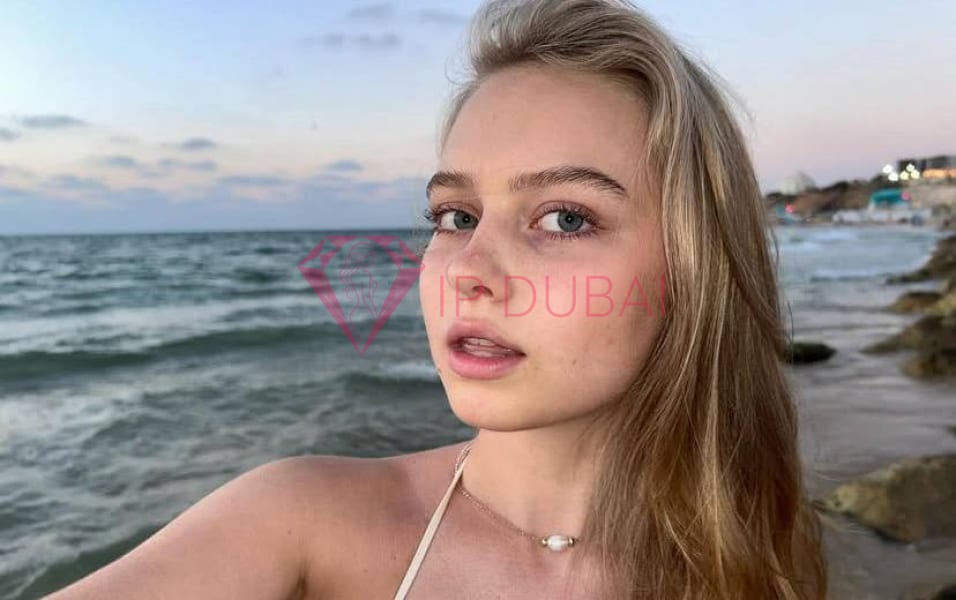 Malak, 28, Turkish, in Al Barsha, Dubai, from AED 2,500 an hour, speaks English, 165 cm — photo 5 of 10