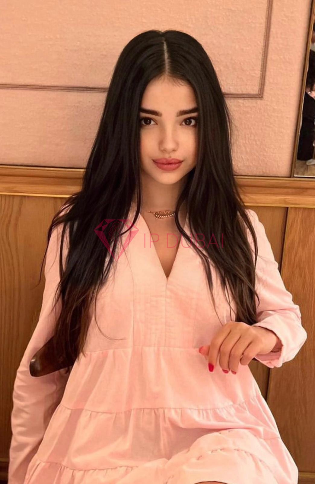 Irina, 26, European, in International City, Dubai, from AED 1,050 an hour, speaks Czech and English — photo 3 of 4