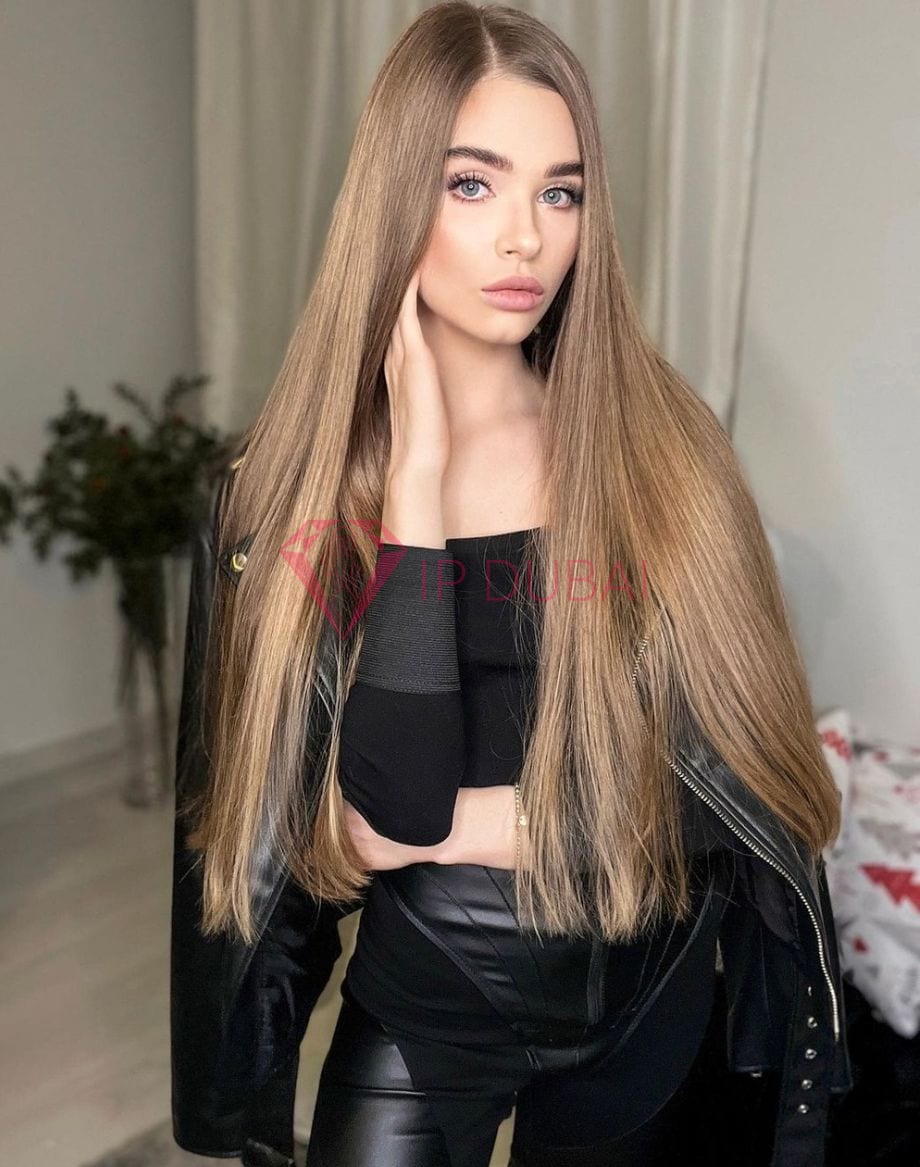 Greta, 20, European, in Al Khan, Sharjah, from AED 1,450 an hour, speaks English and French — photo 3 of 6