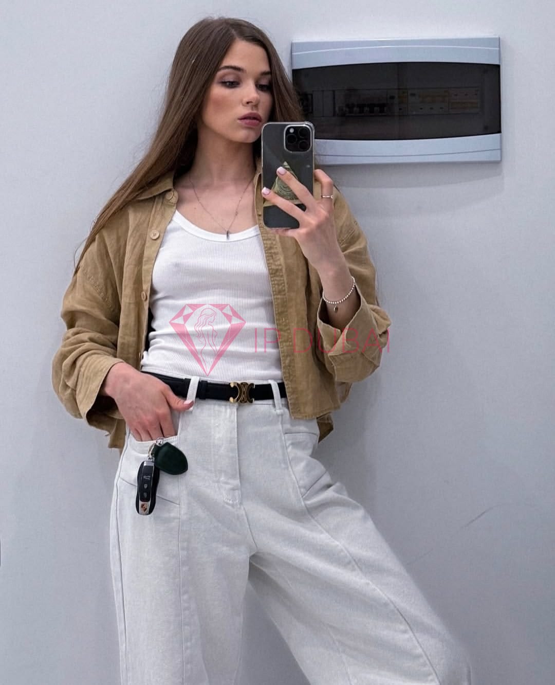 Greta, 20, European, in Al Khan, Sharjah, from AED 1,450 an hour, speaks English and French — photo 4 of 6