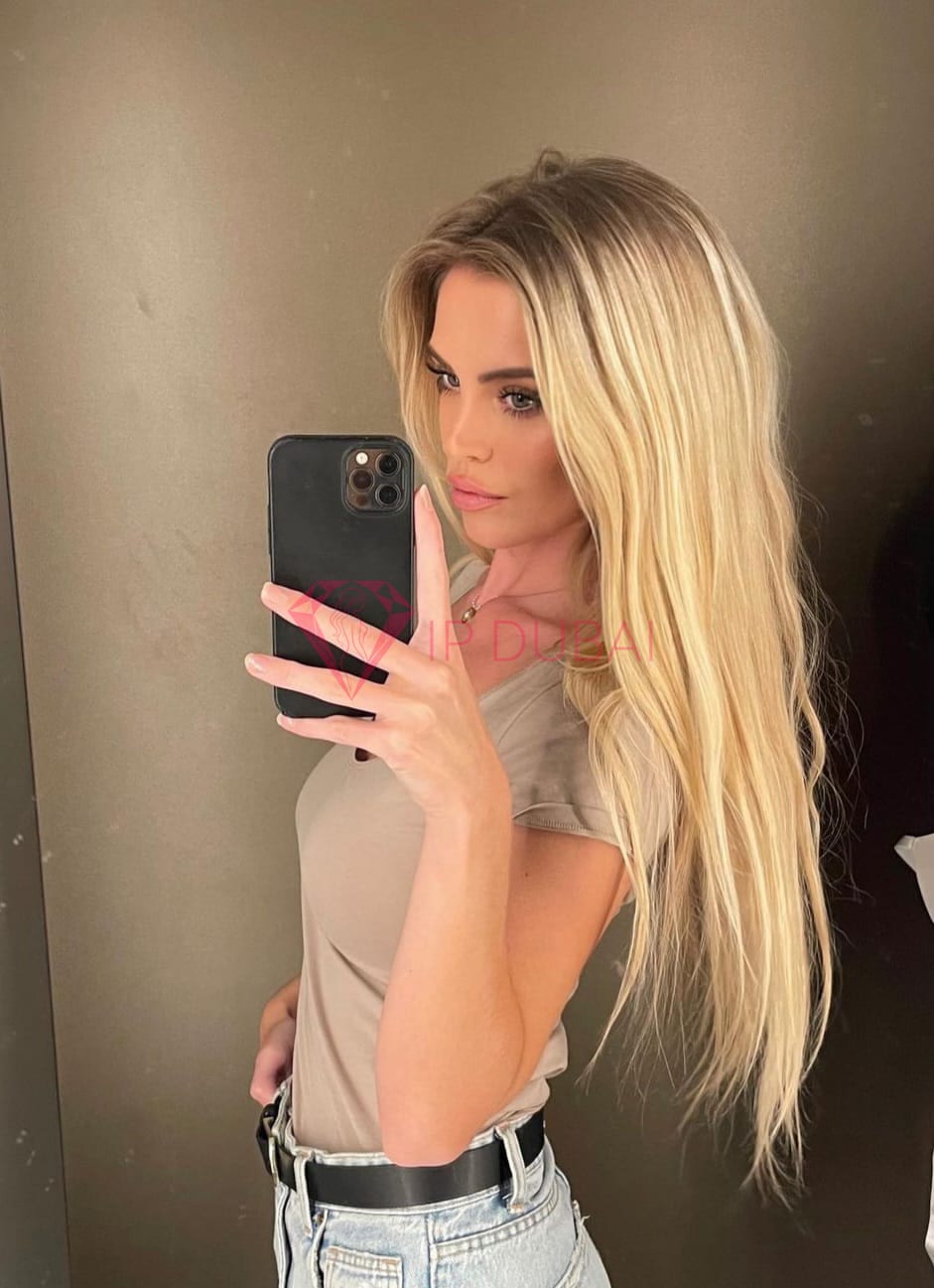 Tereza, 24, in TECOM, Dubai, from AED 1,550 an hour, speaks English, 170 cm — photo 8 of 10
