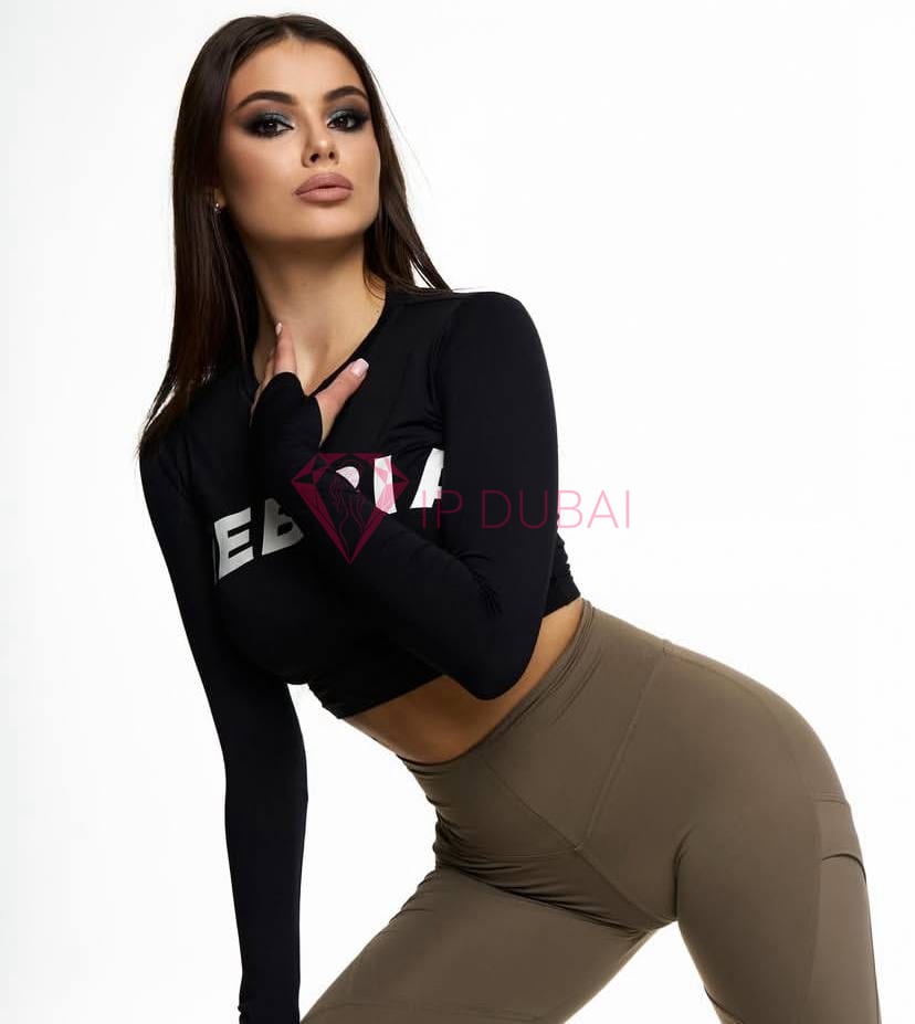 Beatrice, 24, European, in Bur Dubai, Dubai, from AED 1,500 an hour, speaks Romanian and English — photo 3 of 8