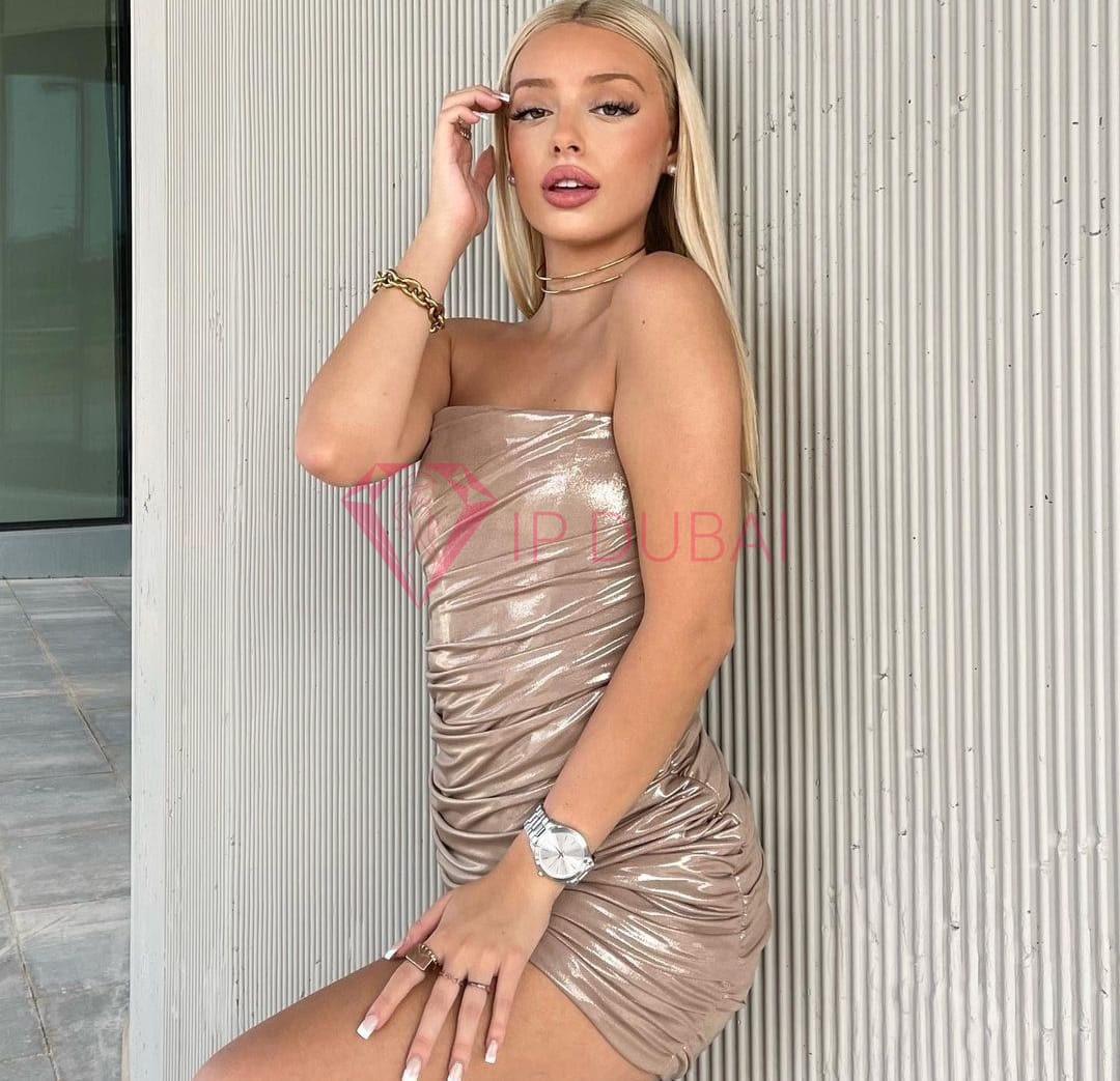 Ines, 26, in Yas Island, Abu Dhabi, from AED 2,000 an hour, speaks English, 170 cm — photo 3 of 7