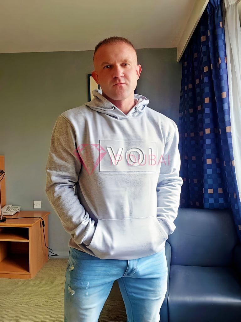 Alexei, 36, Russian, in Al Nuaimiya, Ajman, from AED 1,950 an hour, speaks Russian and English — photo 4 of 14
