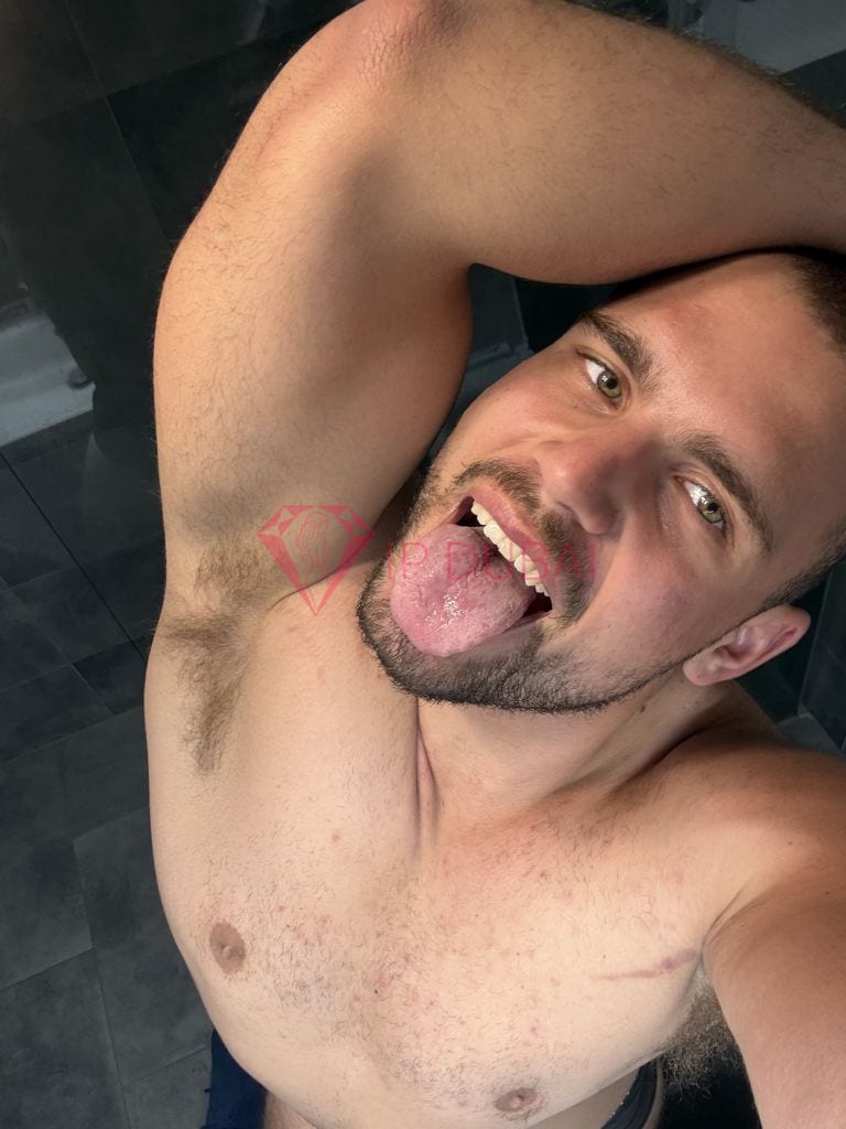 Timur, 24, Russian, in International City, Dubai, from AED 13,300 an hour, speaks Russian and English — photo 8 of 31