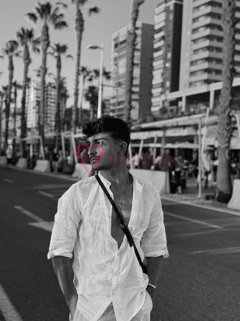 Lucas, 23, Latina, in Karama, Dubai, from AED 1,900 an hour, speaks Spanish and Portuguese — photo 11 of 13