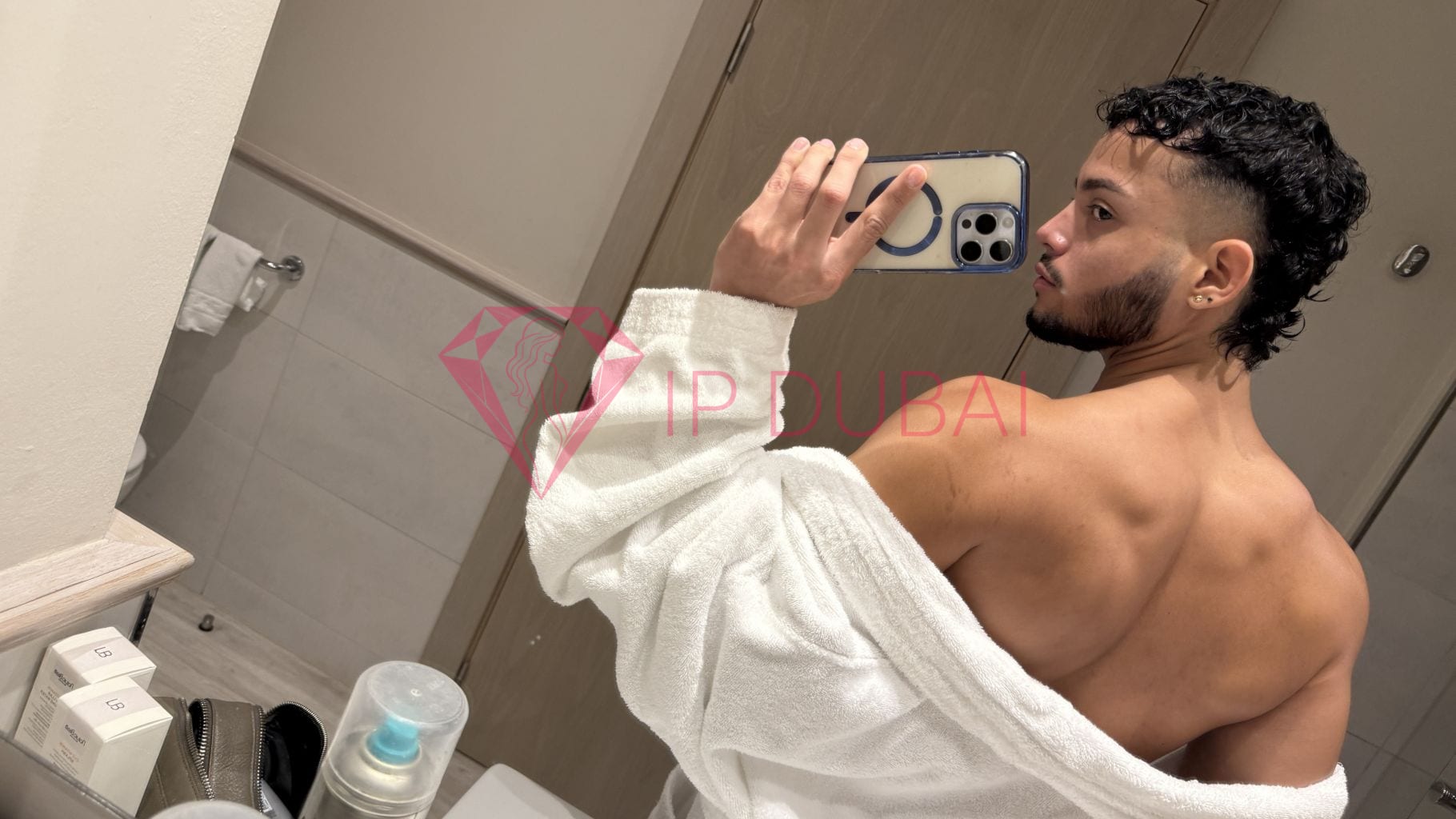 Leandro, 24, Latina, in Bur Dubai, Dubai, from AED 8,100 an hour, speaks Spanish and Portuguese — photo 12 of 15