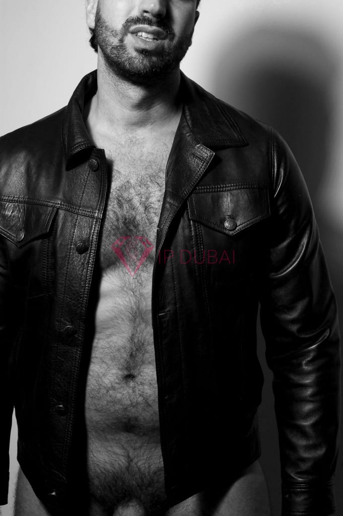 Eduardo, 32, Latina, in Al Barsha, Dubai, from AED 1,900 an hour, speaks Spanish and Portuguese — photo 10 of 17