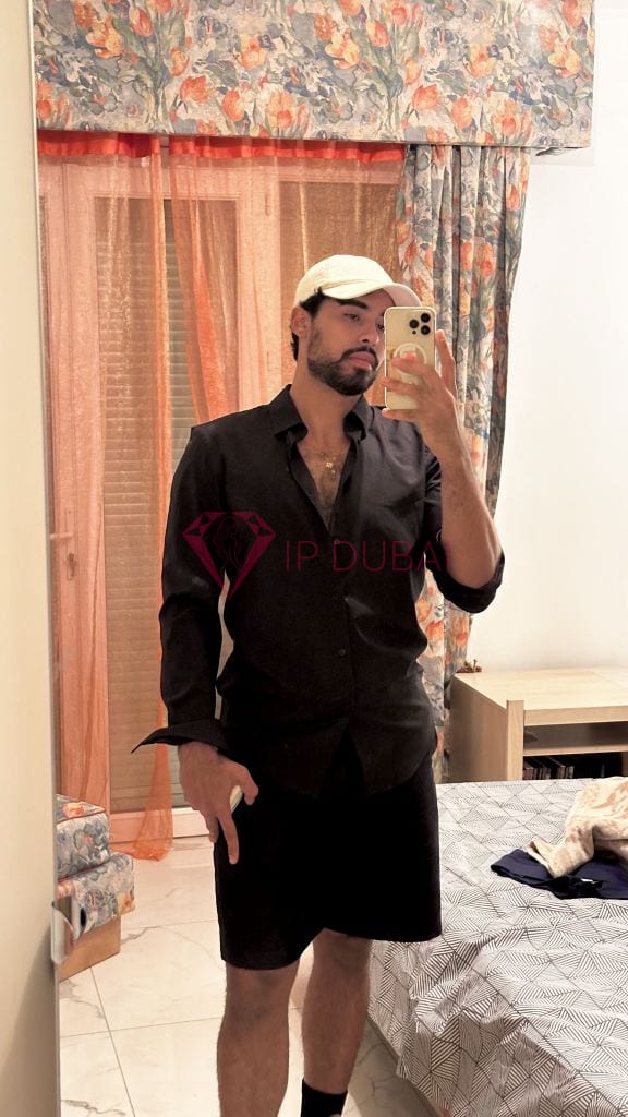Joaquin, 25, Latina, in Corniche, Abu Dhabi, from AED 2,100 an hour, speaks Spanish and Portuguese — photo 10 of 46