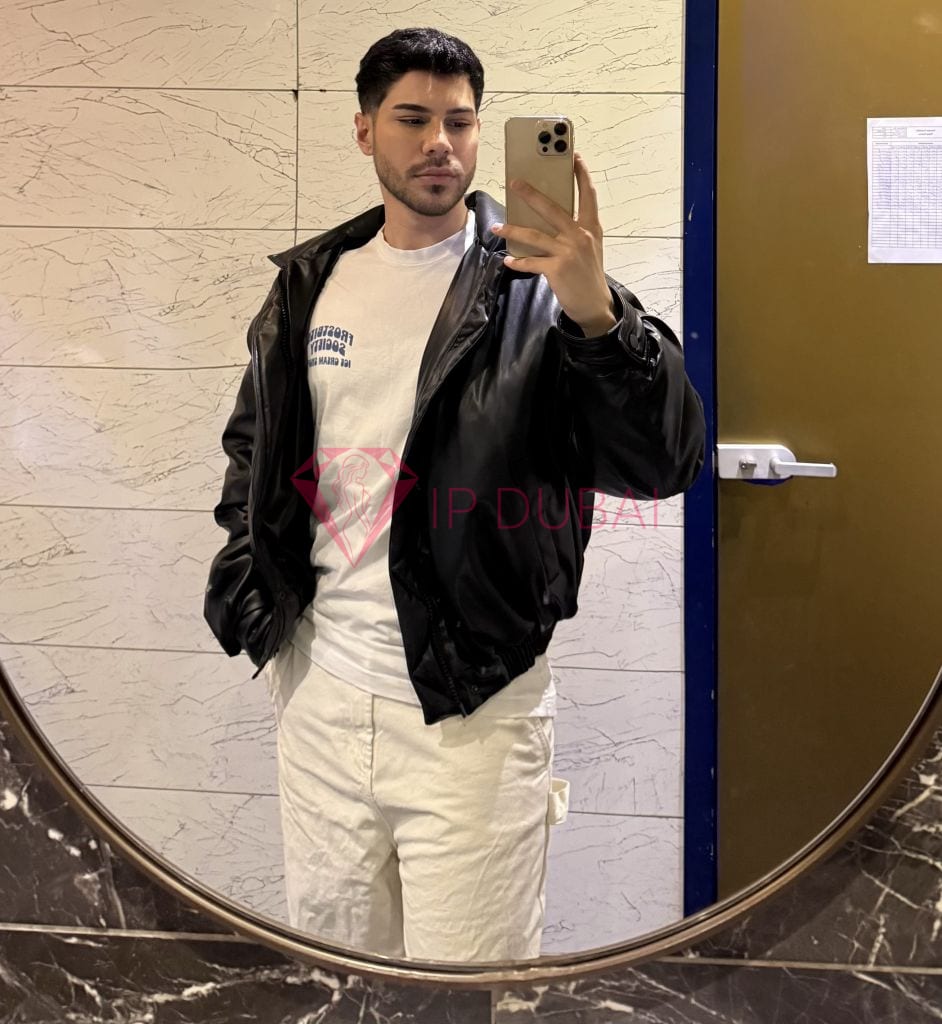 Nicolas, 24, Latina, in Al Jurf, Ajman, from AED 2,450 an hour, speaks Spanish and Portuguese — photo 3 of 7
