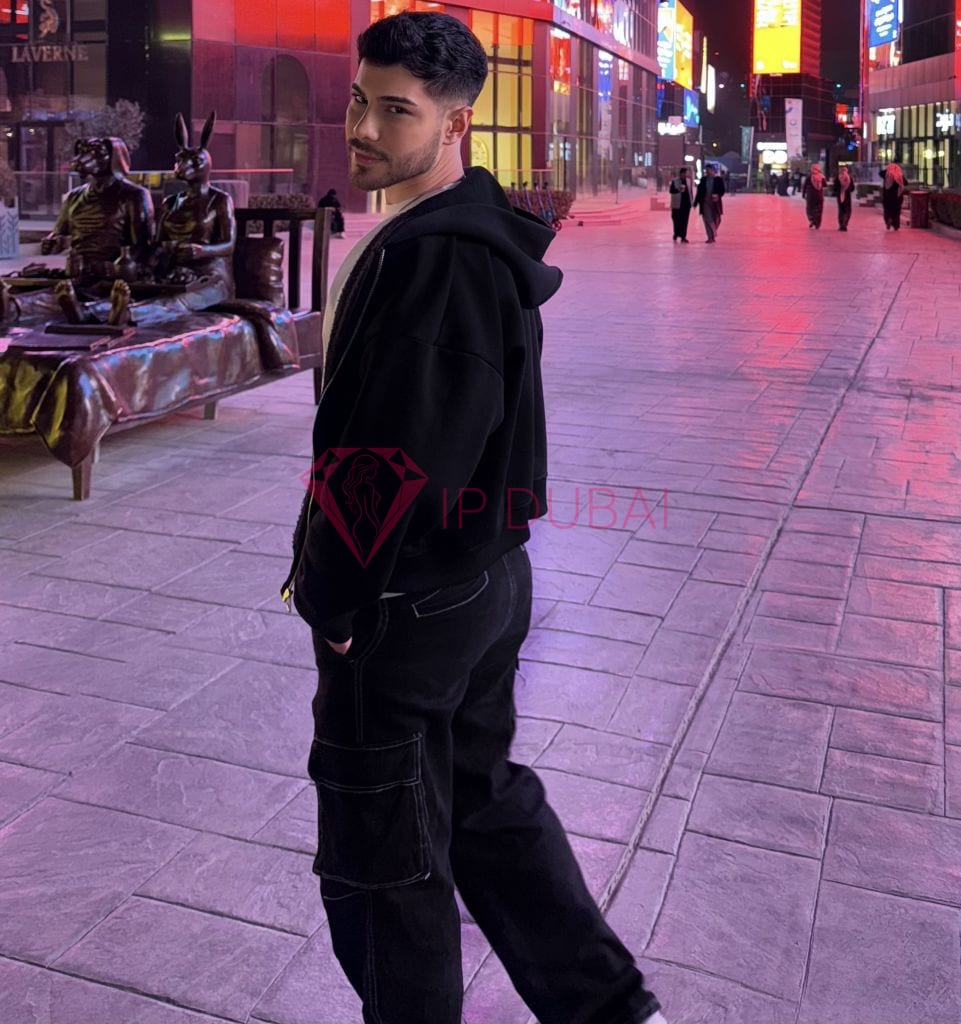 Nicolas, 24, Latina, in Al Jurf, Ajman, from AED 2,450 an hour, speaks Spanish and Portuguese — photo 7 of 7