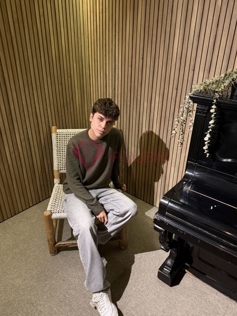 Bruno, 19, Latina, in Al Nuaimiya, Ajman, from AED 2,150 an hour, speaks Spanish and Portuguese — photo 13 of 41