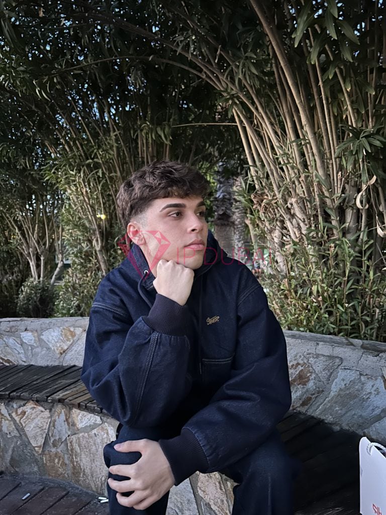 Bruno, 19, Latina, in Al Nuaimiya, Ajman, from AED 2,150 an hour, speaks Spanish and Portuguese — photo 20 of 41