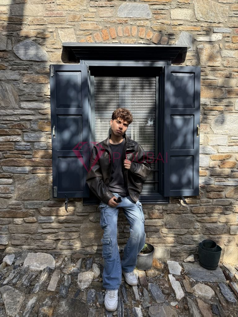 Bruno, 19, Latina, in Al Nuaimiya, Ajman, from AED 2,150 an hour, speaks Spanish and Portuguese — photo 24 of 41