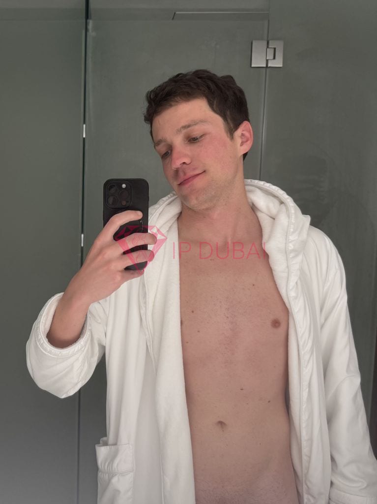 Felipe, 22, Latina, in Discovery Gardens, Dubai, from AED 2,050 an hour, speaks Spanish and Portuguese — photo 3 of 8