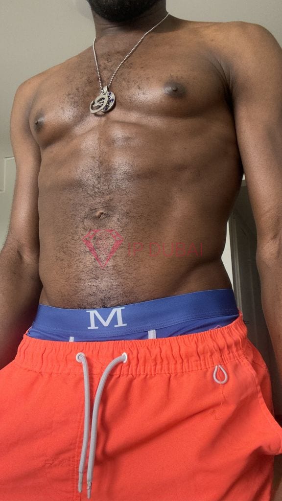 Tendai, 31, African, in Satwa, Dubai, from AED 2,450 an hour, speaks English and French — photo 14 of 23
