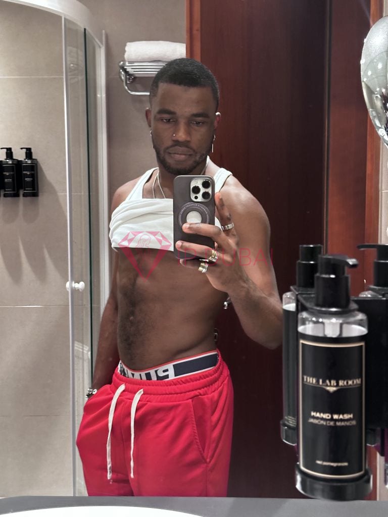 Tendai, 31, African, in Satwa, Dubai, from AED 2,450 an hour, speaks English and French — photo 19 of 23