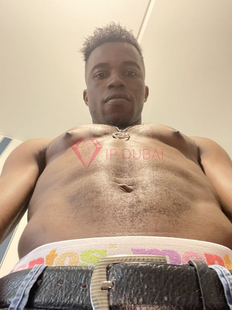Tendai, 31, African, in Satwa, Dubai, from AED 2,450 an hour, speaks English and French — photo 23 of 23