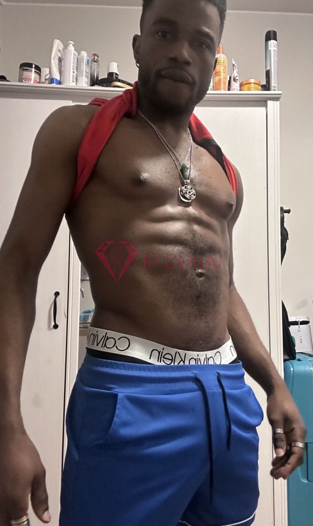 Tendai, 31, African, in Satwa, Dubai, from AED 2,450 an hour, speaks English and French — photo 6 of 23