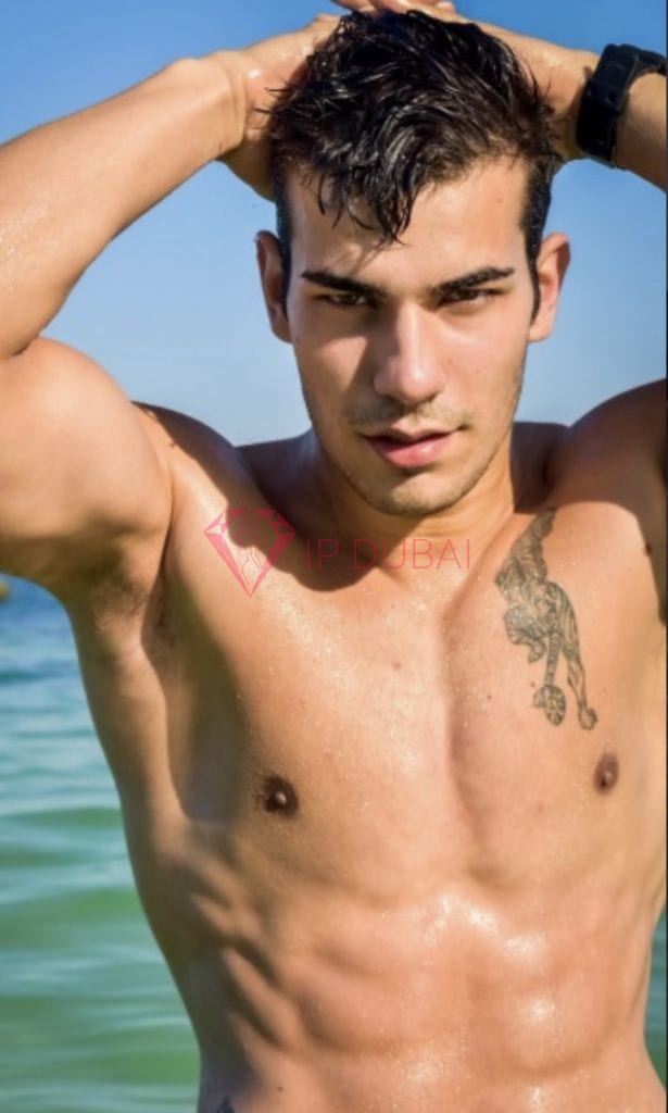 Ivan, 22, Russian, in Corniche Ajman, Ajman, from AED 2,300 an hour, speaks Russian and English — photo 15 of 27