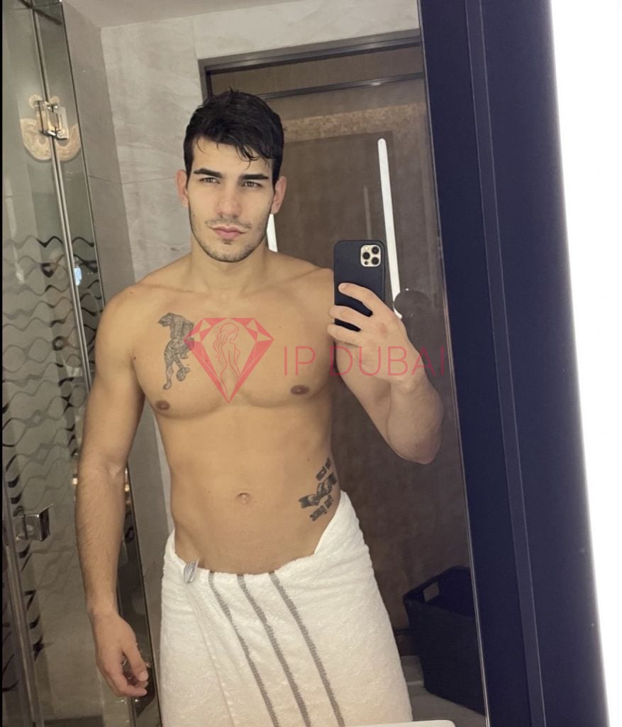 Ivan, 22, Russian, in Corniche Ajman, Ajman, from AED 2,300 an hour, speaks Russian and English — photo 18 of 27