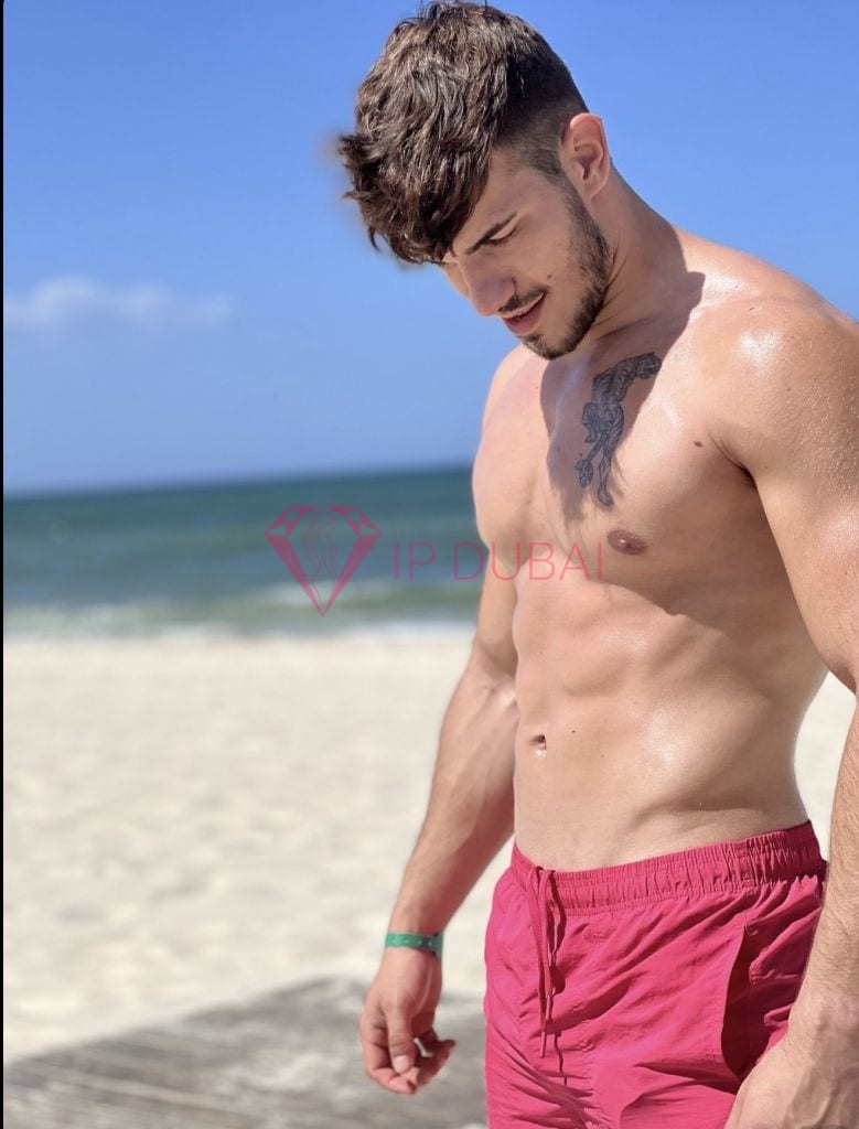 Ivan, 22, Russian, in Corniche Ajman, Ajman, from AED 2,300 an hour, speaks Russian and English — photo 22 of 27