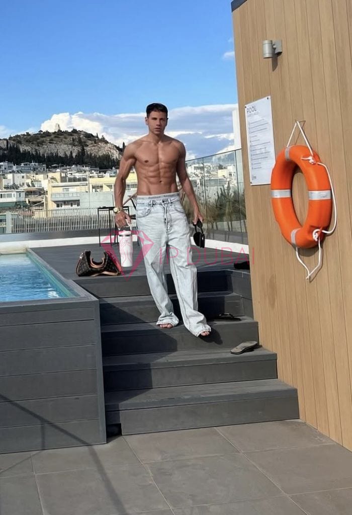 Pablo, 26, Latina, in Marina, Dubai, from AED 13,500 an hour, speaks Spanish and Portuguese — photo 9 of 12