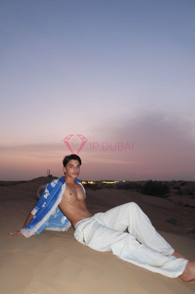 Andres, 19, Latina, in Al Jurf, Ajman, from AED 1,950 an hour, speaks Spanish and Portuguese — photo 14 of 31