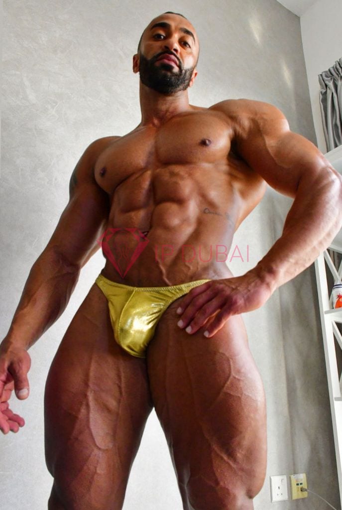 Leandro, 38, Latina, in Silicon Oasis, Dubai, from AED 11,200 an hour, speaks Spanish and Portuguese — photo 23 of 51