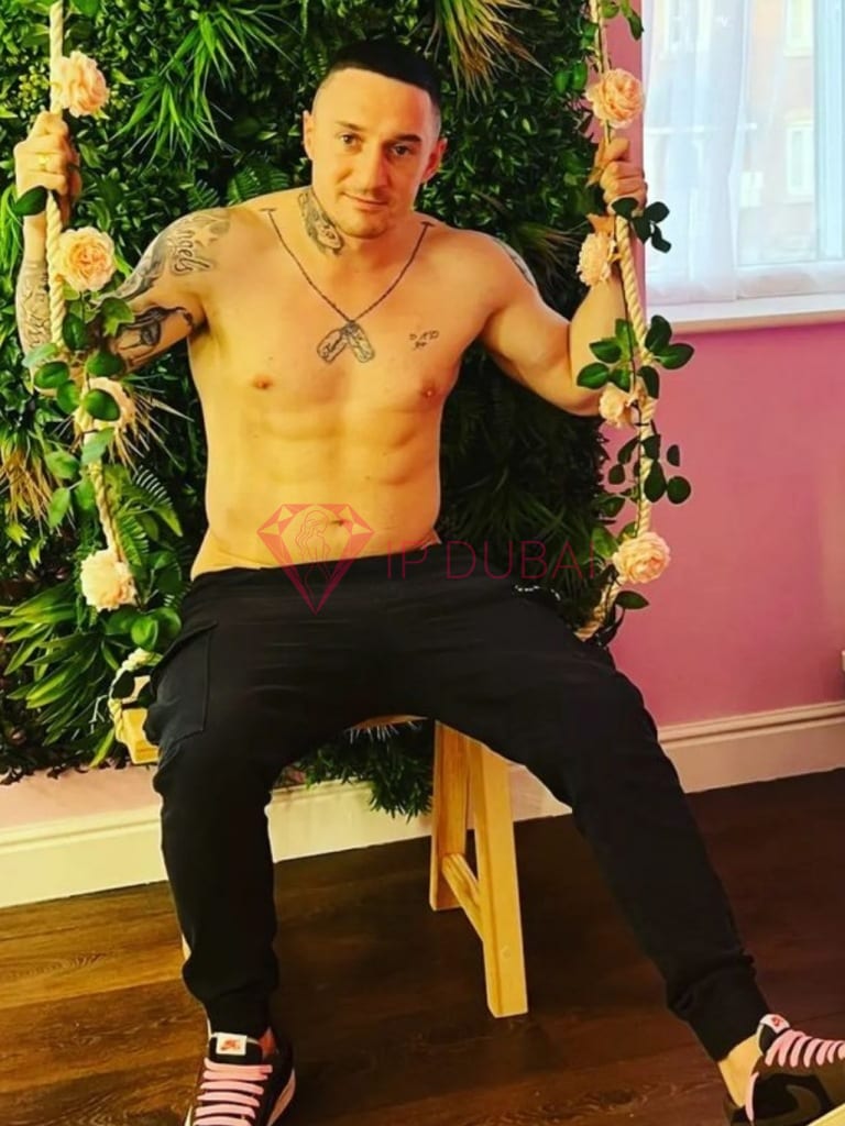 Eduardo, 33, Latina, in Palm Jumeirah, Dubai, from AED 2,650 an hour, speaks Spanish and Portuguese — photo 4 of 4