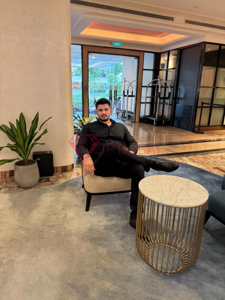 Gabriel, 29, Latina, in Bur Dubai, Dubai, from AED 13,000 an hour, speaks Spanish and Portuguese — photo 11 of 15