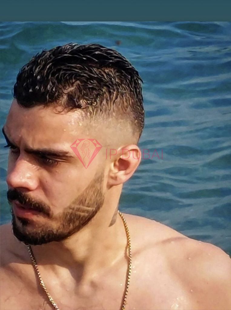 Rafael, 27, Latina, in Dibba, Fujairah, from AED 1,900 an hour, speaks Spanish and Portuguese — photo 14 of 18