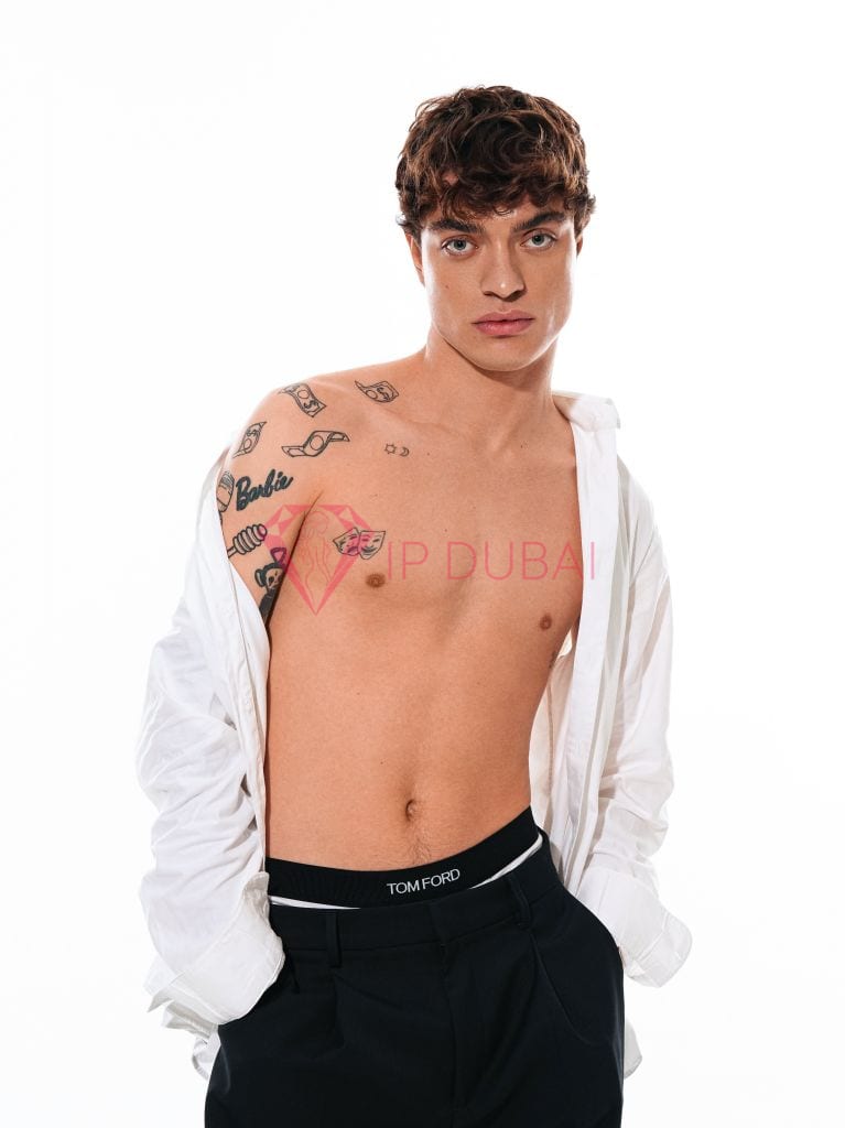 Thiago, 21, Latina, in Business Bay, Dubai, from AED 1,850 an hour, speaks Spanish and Portuguese — photo 8 of 10