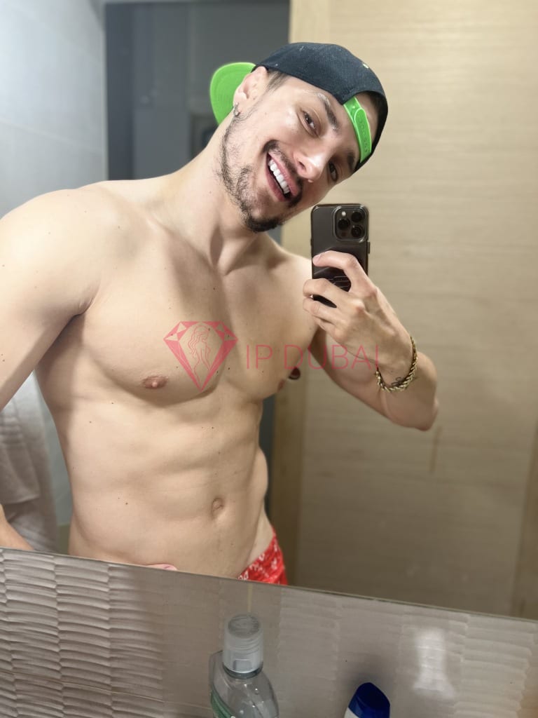 Ivan, 29, Russian, in Satwa, Dubai, from AED 2,200 an hour, speaks Russian and English — photo 11 of 41