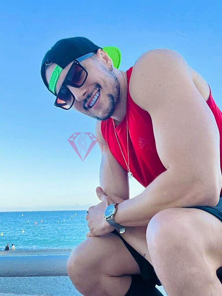 Ivan, 29, Russian, in Satwa, Dubai, from AED 2,200 an hour, speaks Russian and English — photo 39 of 41
