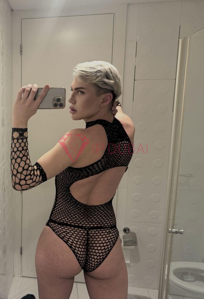 Lucas, 19, Latina, in Khalifa City, Abu Dhabi, from AED 11,200 an hour, speaks Spanish and Portuguese — photo 8 of 24