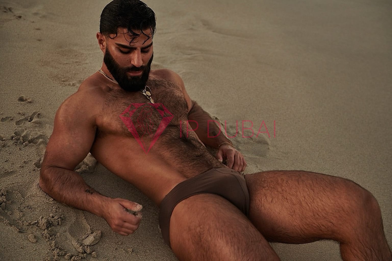 Emiliano, 29, Latina, in Business Bay, Dubai, from AED 2,800 an hour, speaks Spanish and Portuguese — photo 22 of 24