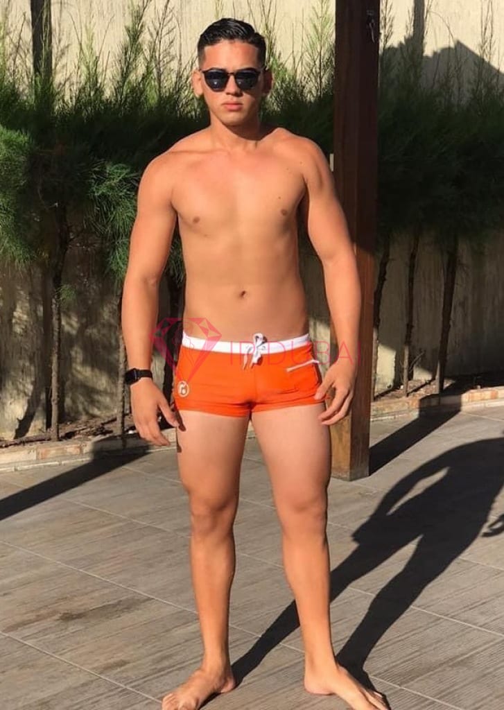Andres, 24, Latina, in Al Nahda Dubai, Dubai, from AED 9,200 an hour, speaks Spanish and Portuguese — photo 12 of 32