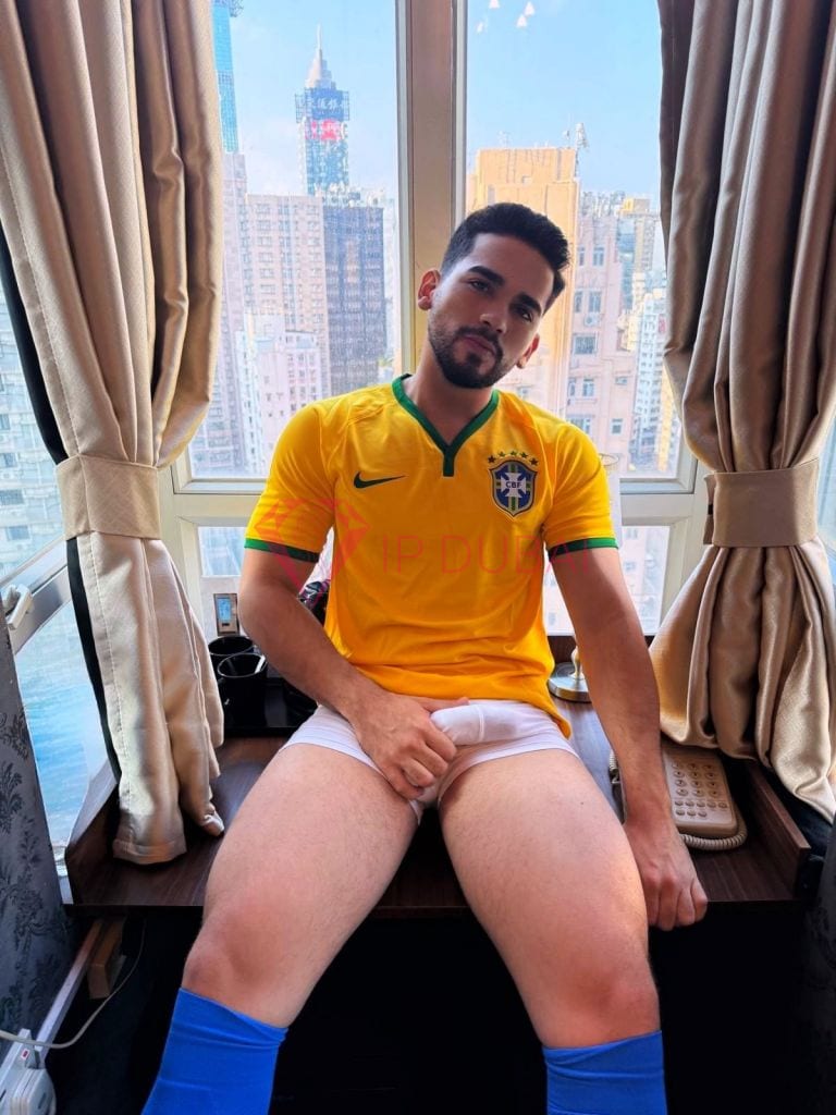 Andres, 24, Latina, in Al Nahda Dubai, Dubai, from AED 9,200 an hour, speaks Spanish and Portuguese — photo 9 of 32
