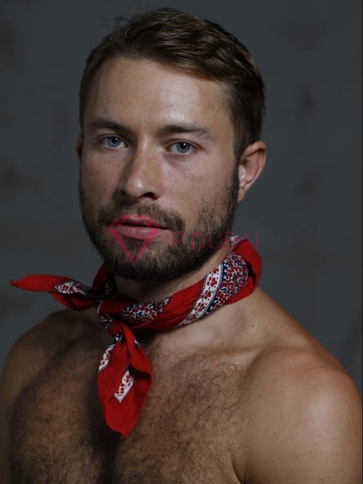 Eduardo, 26, Latina, in Marina, Dubai, from AED 2,850 an hour, speaks Spanish and Portuguese — photo 21 of 23