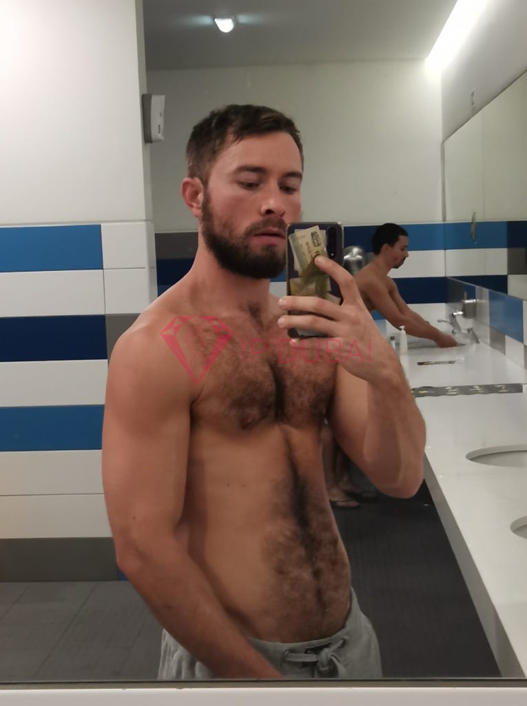 Eduardo, 26, Latina, in Marina, Dubai, from AED 2,850 an hour, speaks Spanish and Portuguese — photo 23 of 23